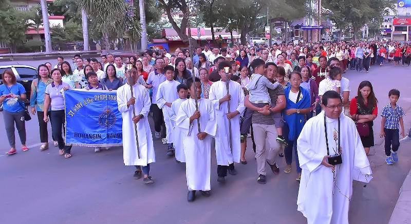 Procession to the Holy Door