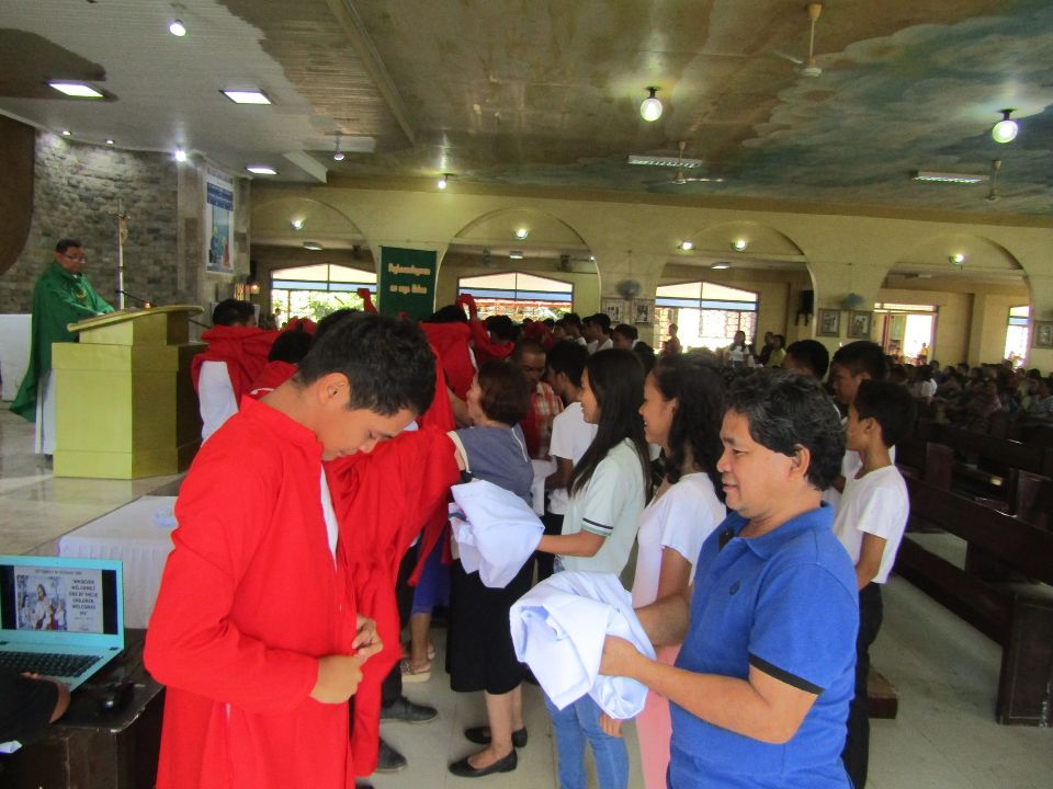 Mass servers investiture St. Mary of the Perpetual Rosary Parish