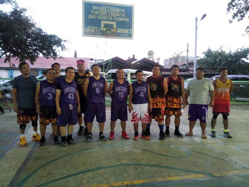 Parokya sa San Miguel Basketball clergy vs gsl