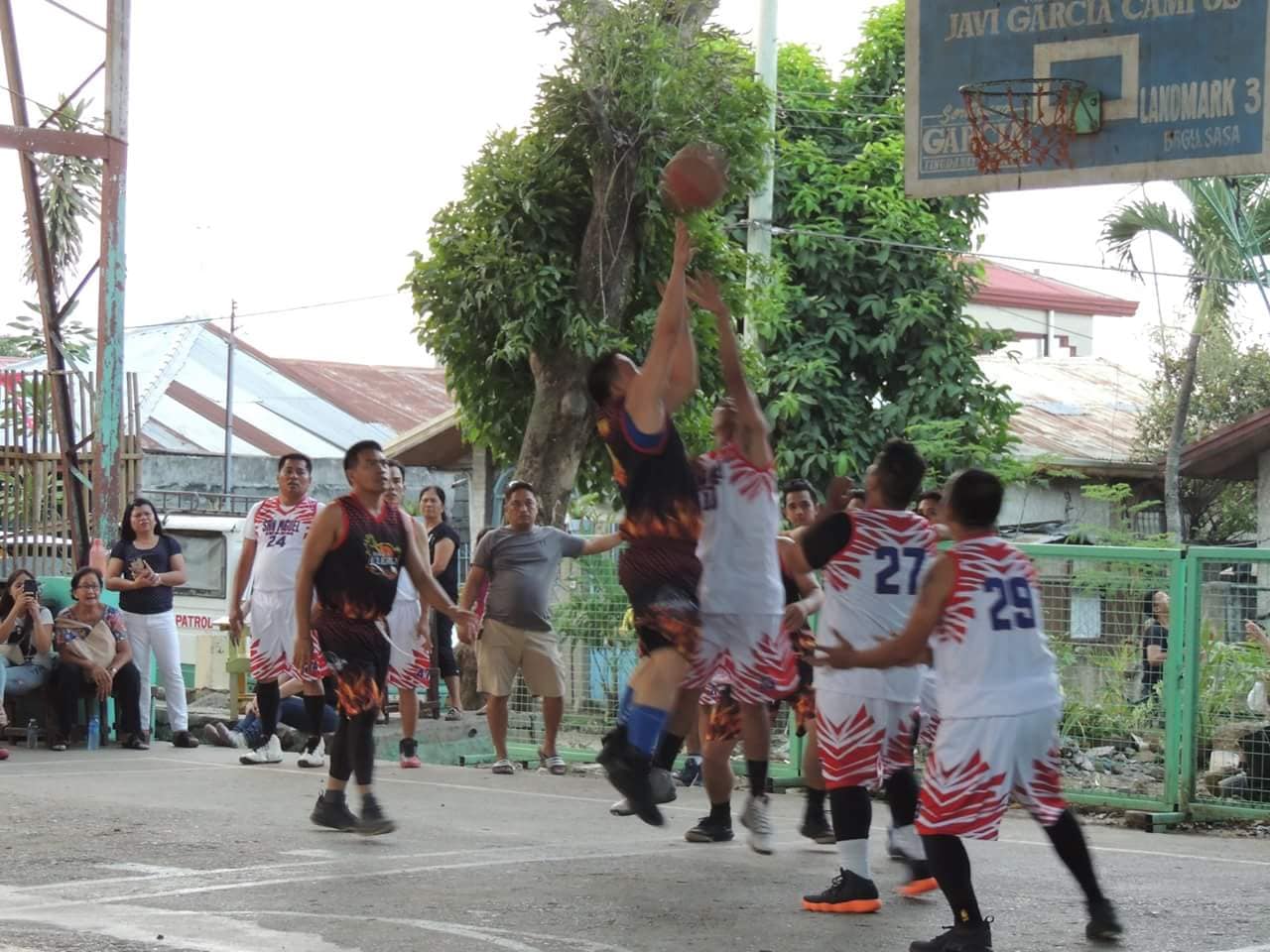 Parokya sa San Miguel Basketball clergy vs gsl