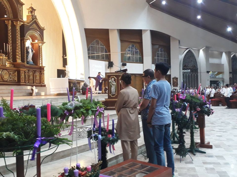 Advent Wreath blessing San Pedro Cathedral 2018