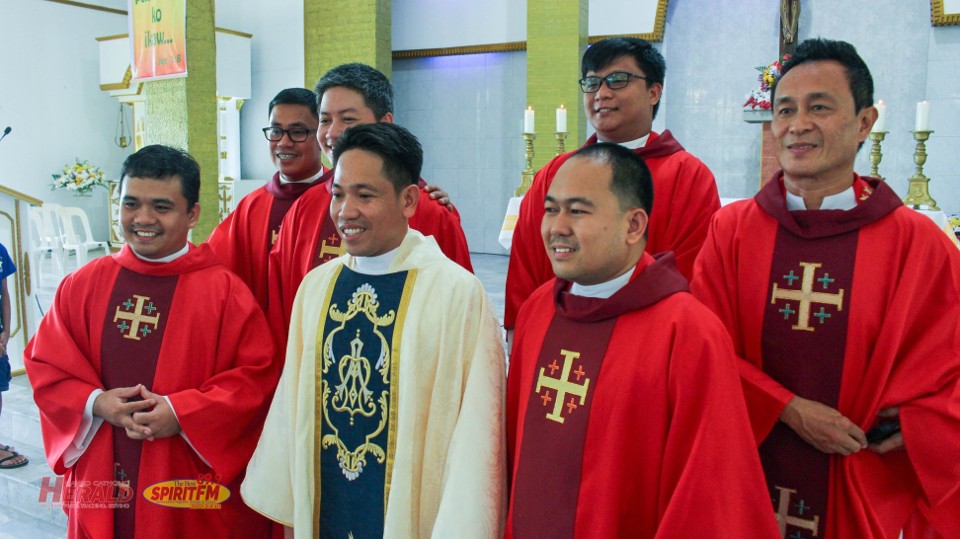 Fr Mark Kim Samones priestly ordination