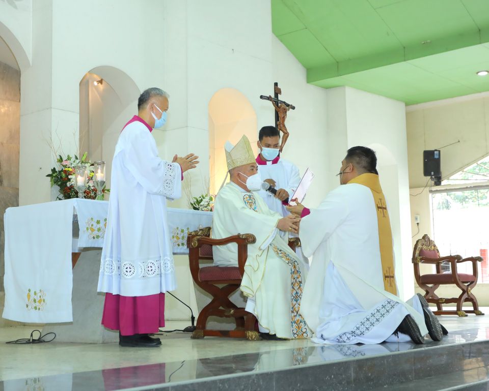 Fr Abloy Rev. Fr. Alfredo Bustamante, Jr. ordination