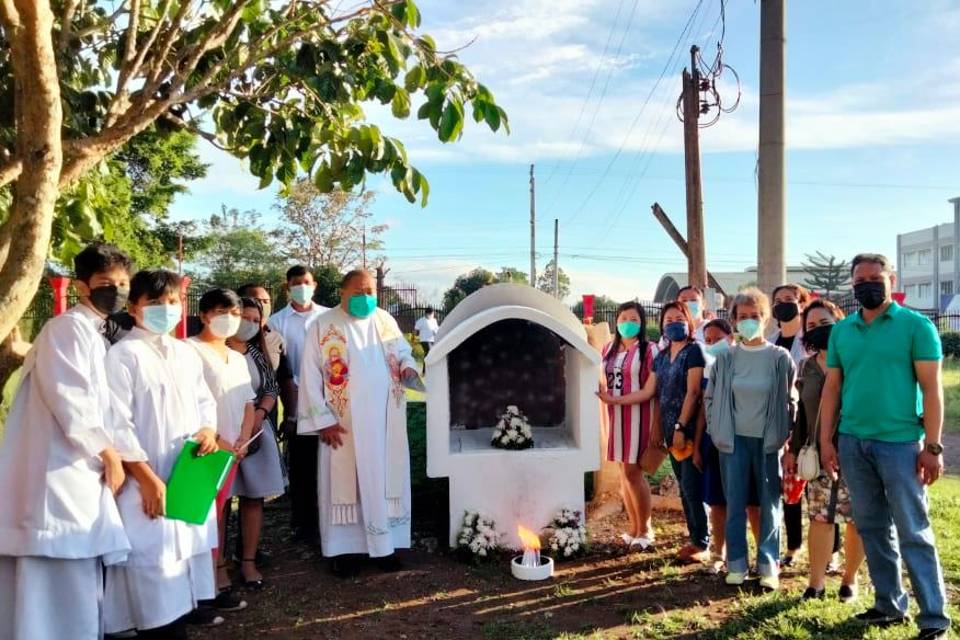 Holy Family Parish Baliok FLA Family and Life Apostolate