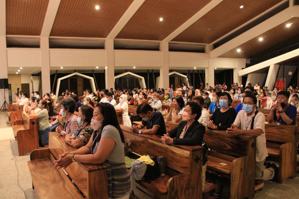 CHARIS Philippines Re-awakening seminar Catholic Charismatic Renewal International Service Mindanao