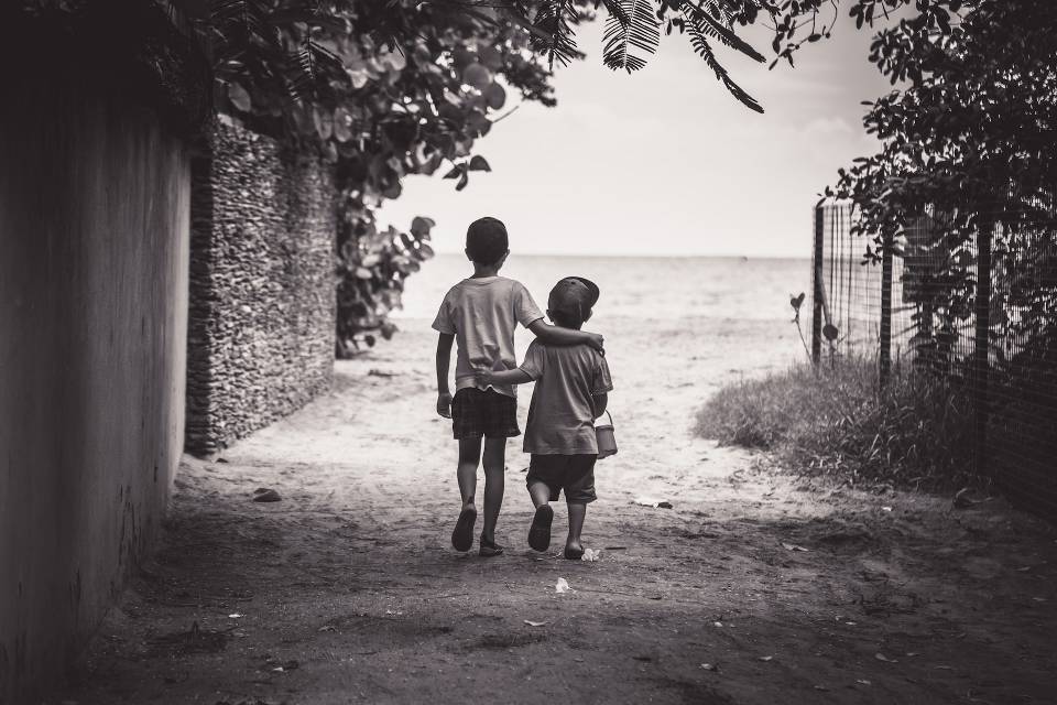 juan pablo rodriguez stock brothers big brother children grayscale unsplash