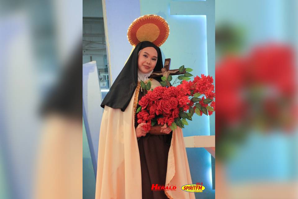 Angelica Bermoro divine cosplay St Therese