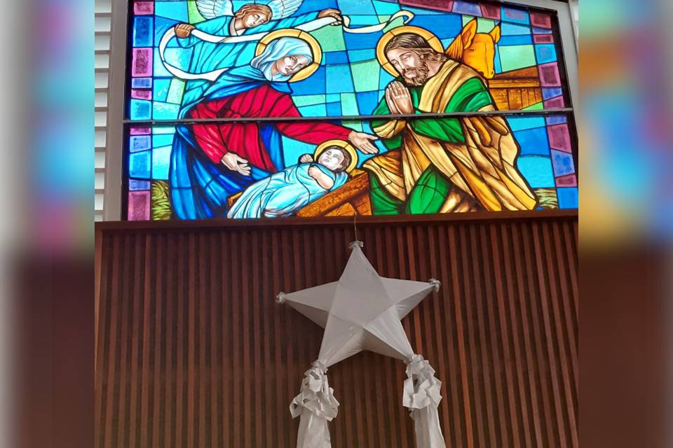 star parol nativity Christmas Holy Family stained glass