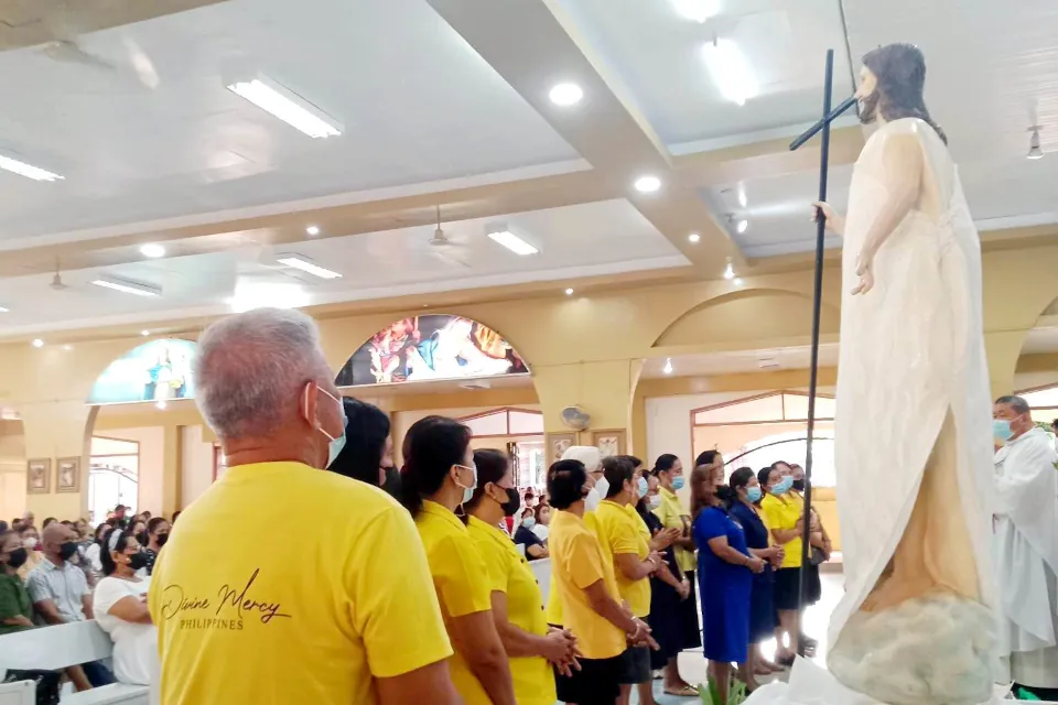 Divine Mercy Sunday 2023 at St. Mary of the Perpetual Rosary Parish