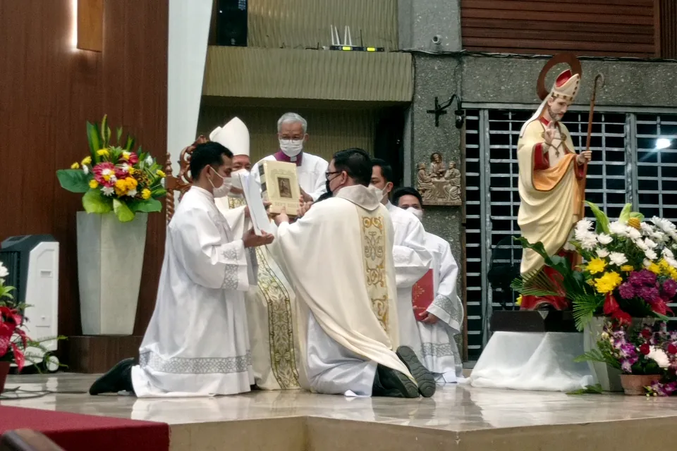 Installation of Rev Fr Gary Alvarado at OMPH