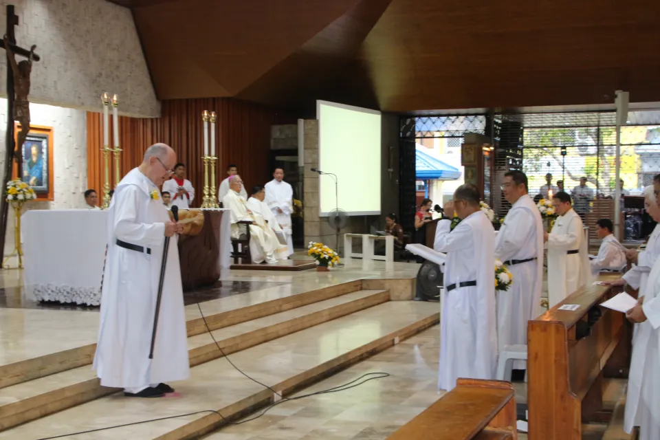 Alexian Brothers De La Banda and Pabualan profession of vows