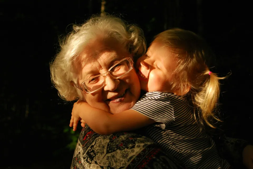 Stock photo of a grandmother and granddaughter by Ekaterina Shakharova on unsplash